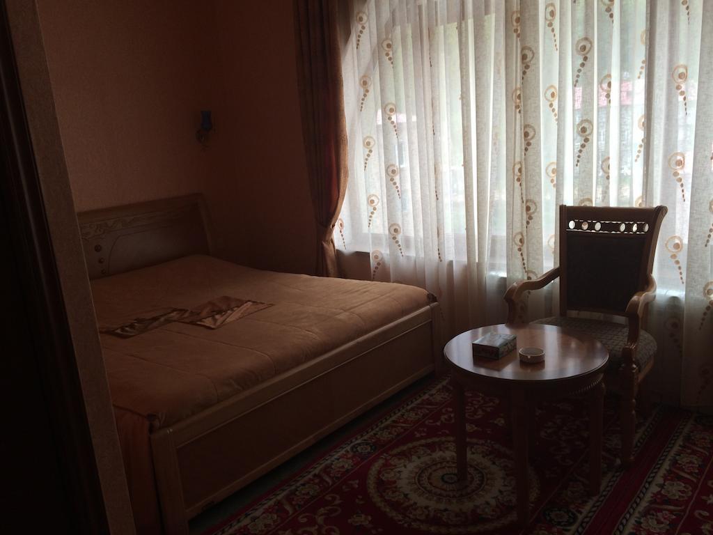 Nairi Hotel Jermuk Bagian luar foto